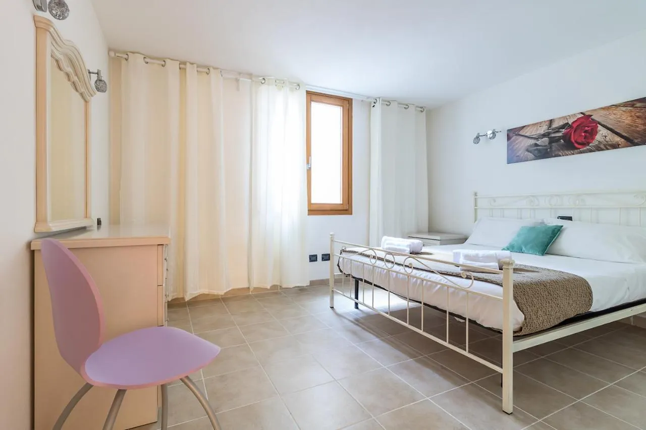 Apartment Gli Ulivi 4 - Tremezzina Тремеццо